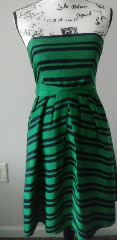 Strapless dress. Moulinette soeurs size 2
